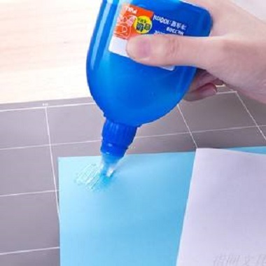 工業(yè)膠水消泡劑應(yīng)用場(chǎng)景圖