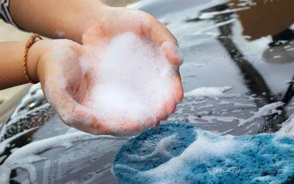 清洗劑消泡劑應(yīng)用場景圖